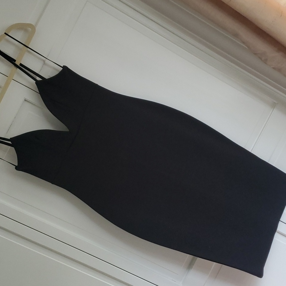 Missguided Sexy deep v dress